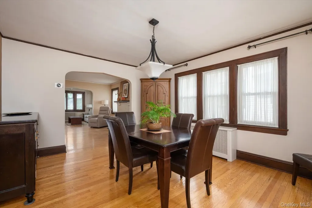19 Cypress Street Floral Park NY 11001