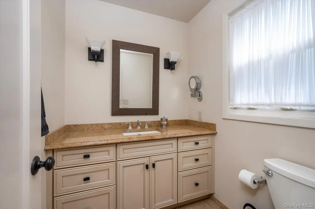19 Cypress Street Floral Park NY 11001