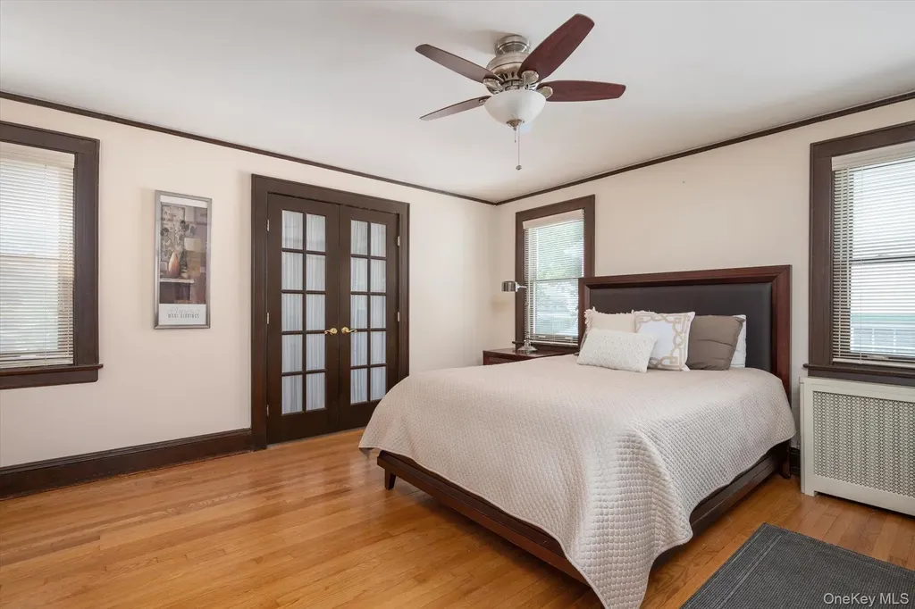 19 Cypress Street Floral Park NY 11001