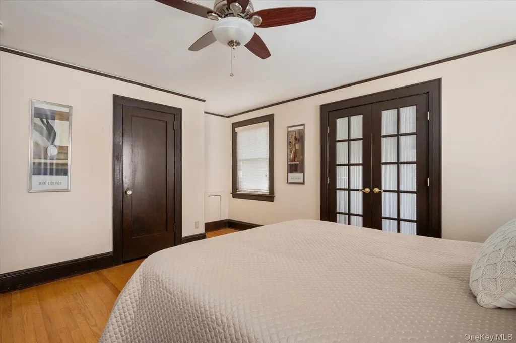 19 Cypress Street Floral Park NY 11001