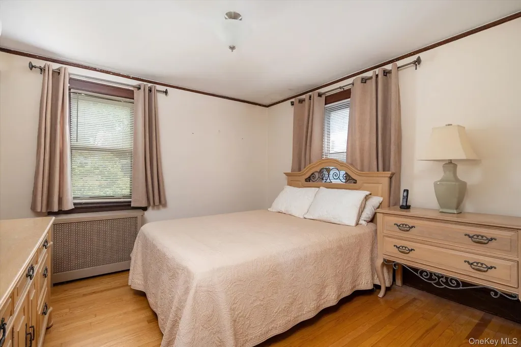 19 Cypress Street Floral Park NY 11001