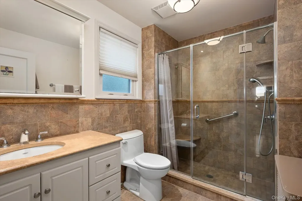 19 Cypress Street Floral Park NY 11001