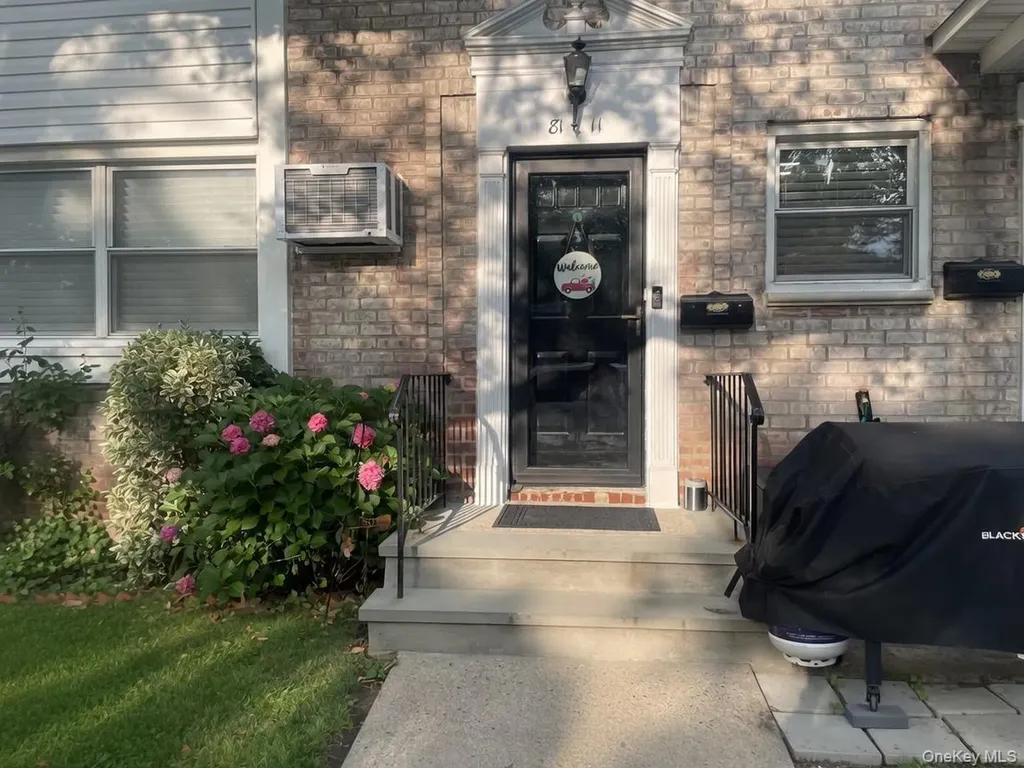 81-11 Langdale Street New Hyde Park NY 11040