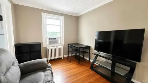 275 Bayville Avenue Bayville NY 11709