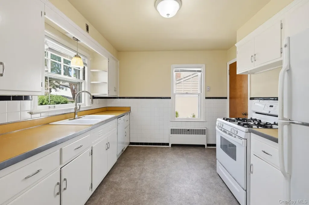 52 Fountain Place Poughkeepsie NY 12603