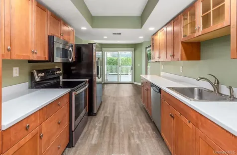 138 The Knoll Syosset NY 11791