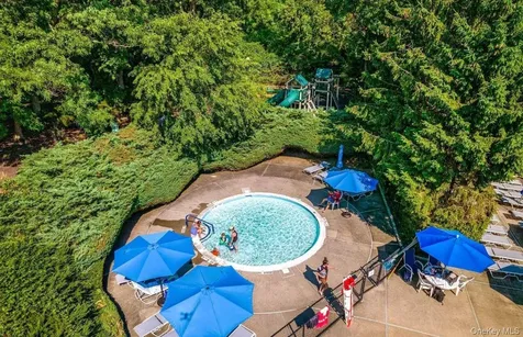 138 The Knoll Syosset NY 11791