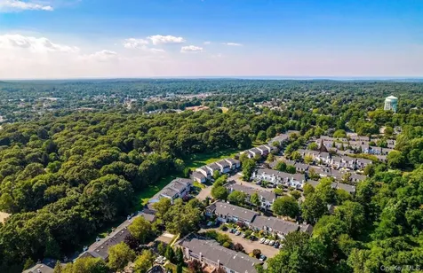 138 The Knoll Syosset NY 11791