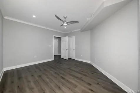 1100 Avalon Street Glen Cove NY 11542