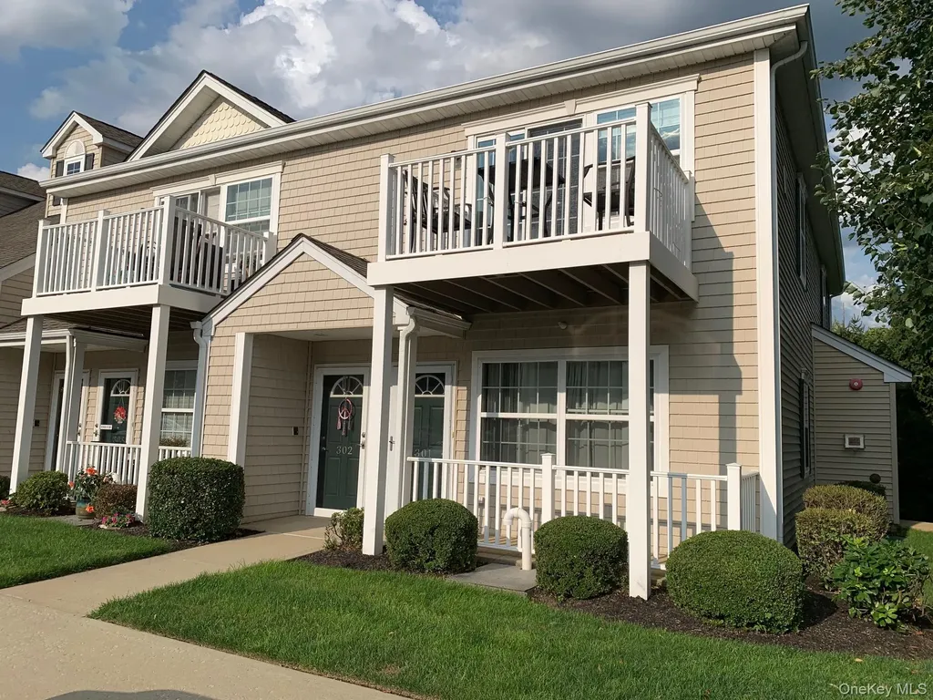 301 Willow Lane Valley Stream NY 11580