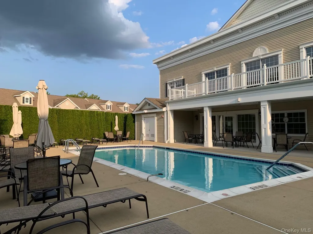 301 Willow Lane Valley Stream NY 11580