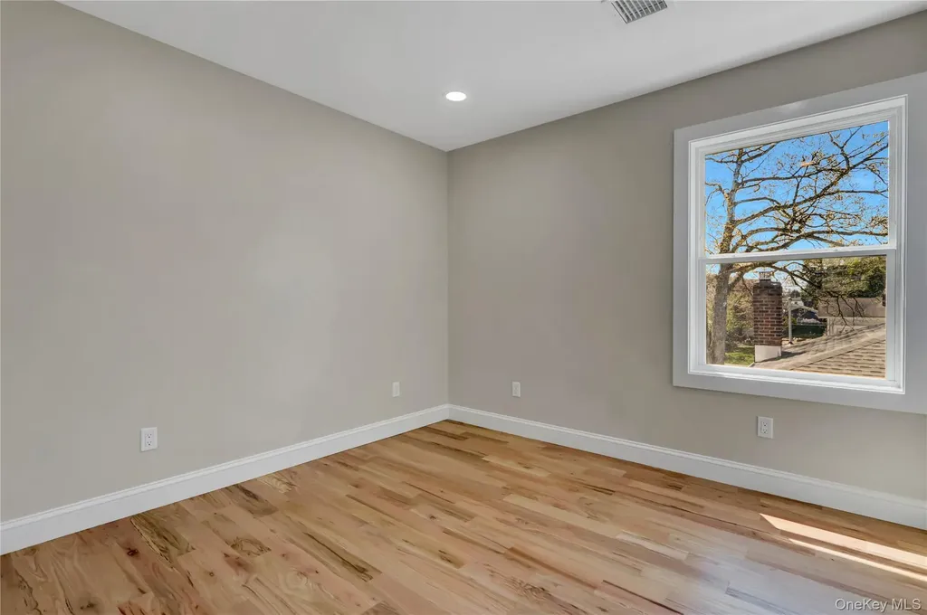 710 Franklin Avenue Massapequa NY 11758