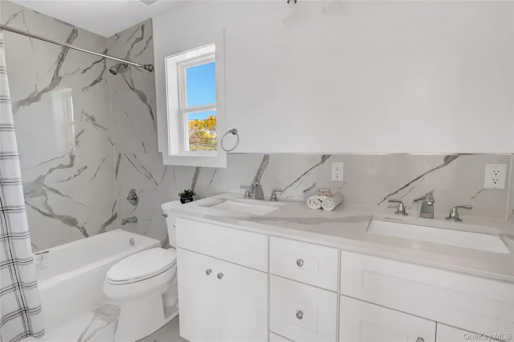 710 Franklin Avenue Massapequa NY 11758