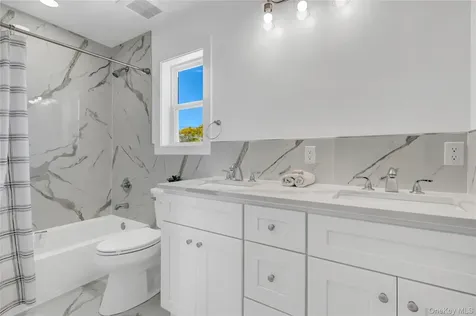 710 Franklin Avenue Massapequa NY 11758