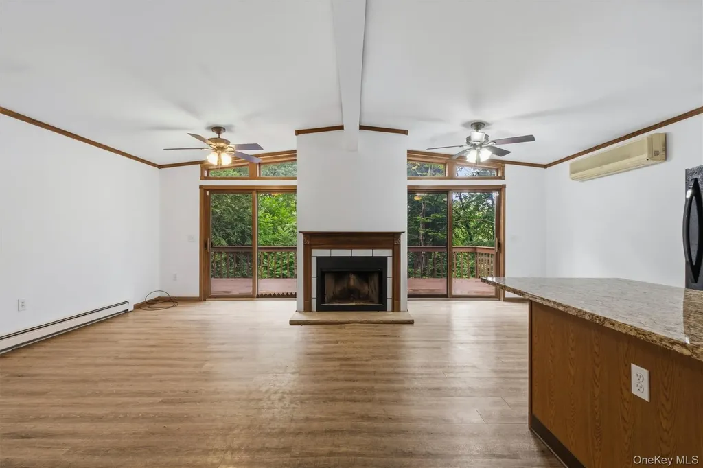 35 Moccasin View Road Fishkill NY 12524