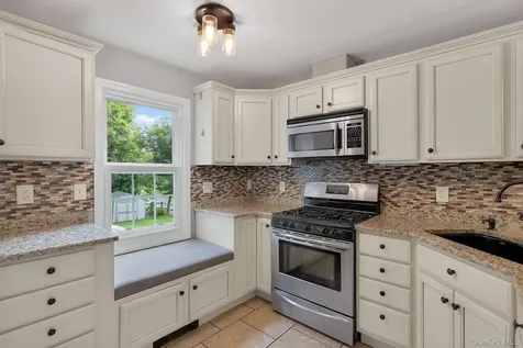 390 Water Street Hudson NY 12534