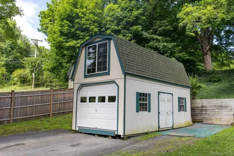 390 Water Street Hudson NY 12534