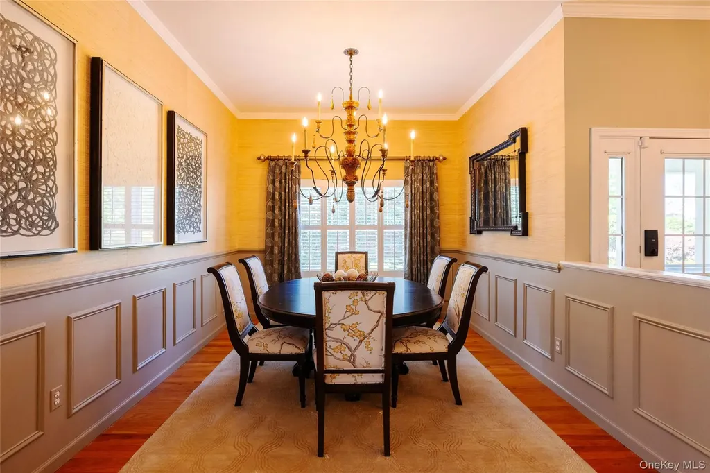 5 Equestrian Way Poughquag NY 12570
