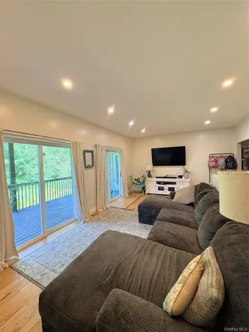 50 Hambletonian Avenue Chester NY 10918