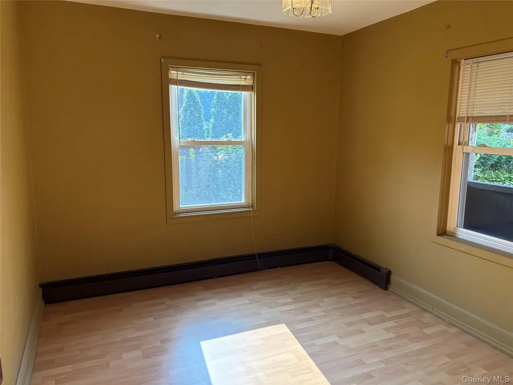 11 New York Avenue Massapequa NY 11758
