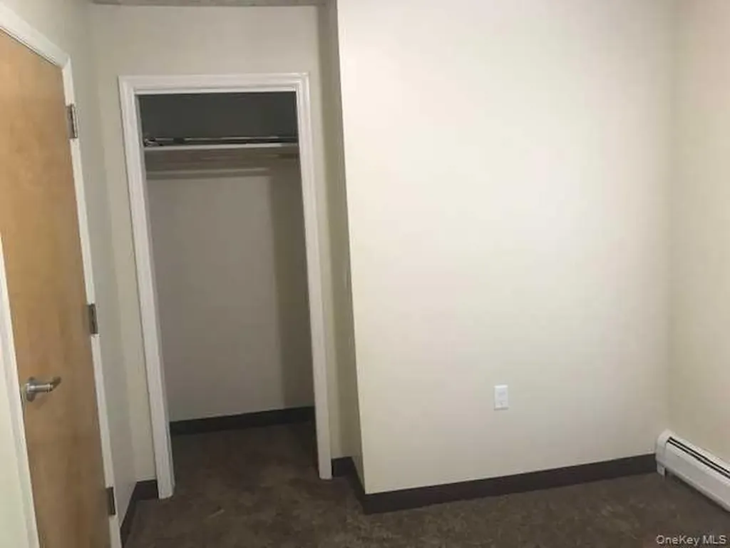 39 Hooker Apt 3 Avenue Poughkeepsie NY 12601