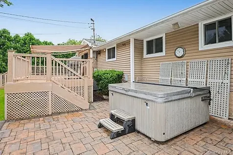 7 Beatrice Lane Old Bethpage NY 11804