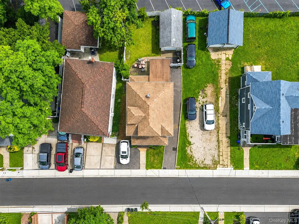 22 Devine Street Lynbrook NY 11563