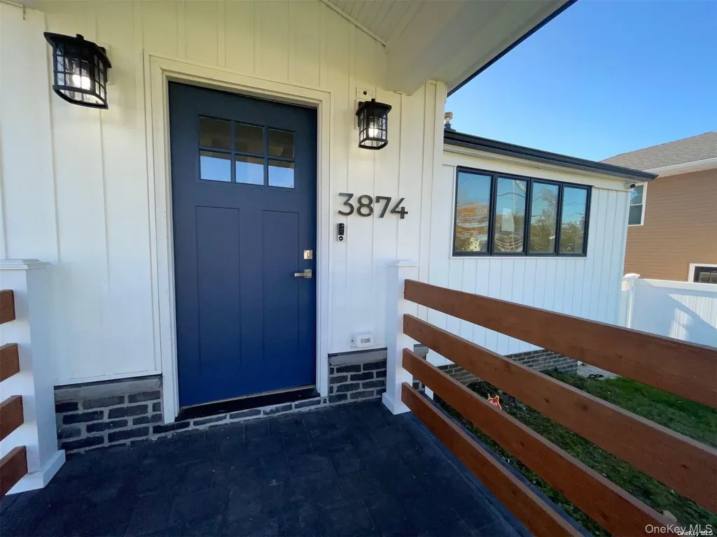 3874 Jerusalem Avenue Seaford NY 11783