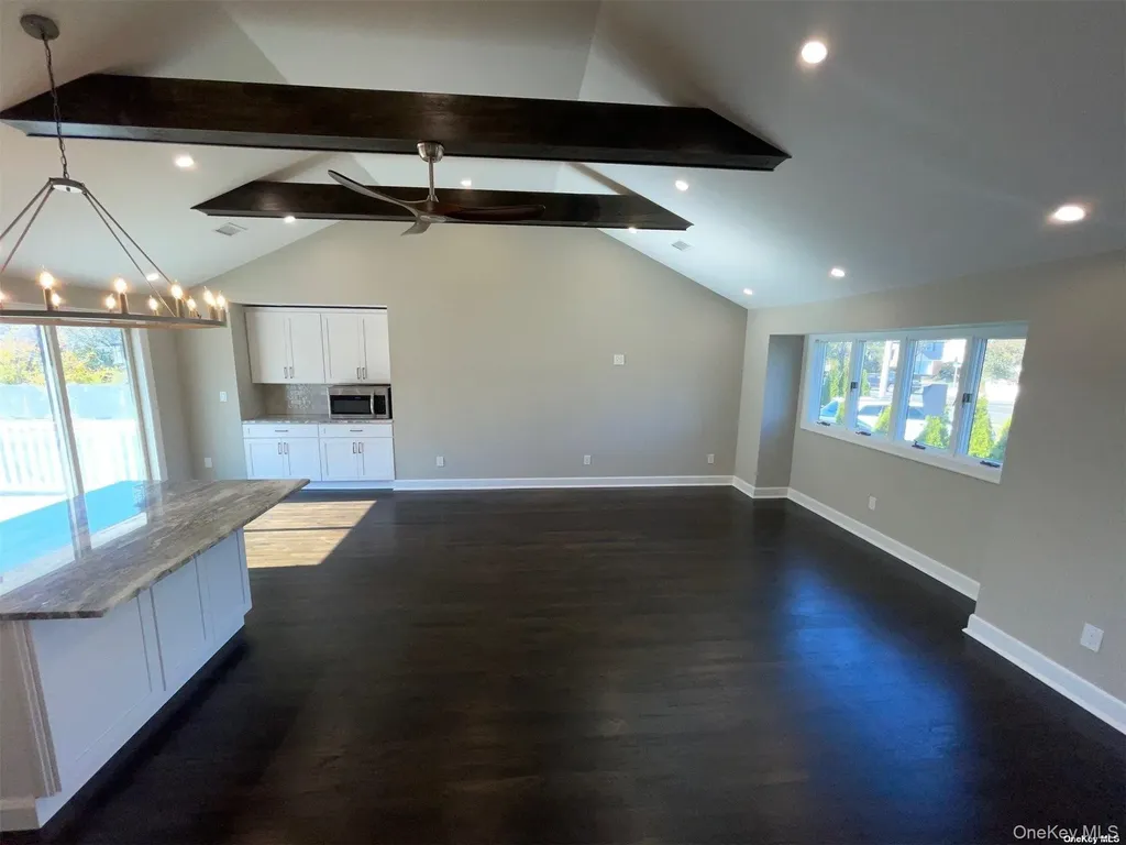 3874 Jerusalem Avenue Seaford NY 11783