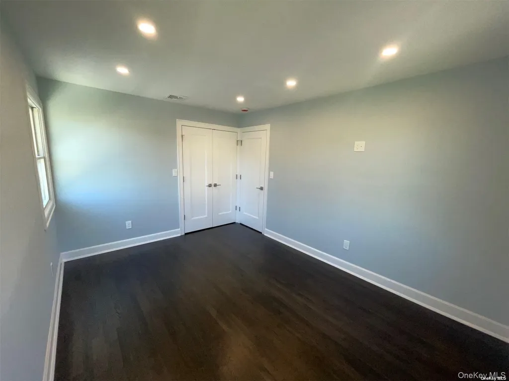 3874 Jerusalem Avenue Seaford NY 11783