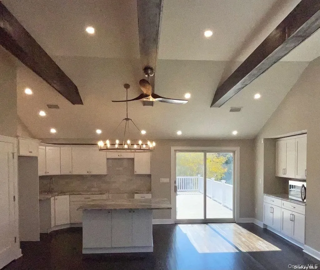 3874 Jerusalem Avenue Seaford NY 11783