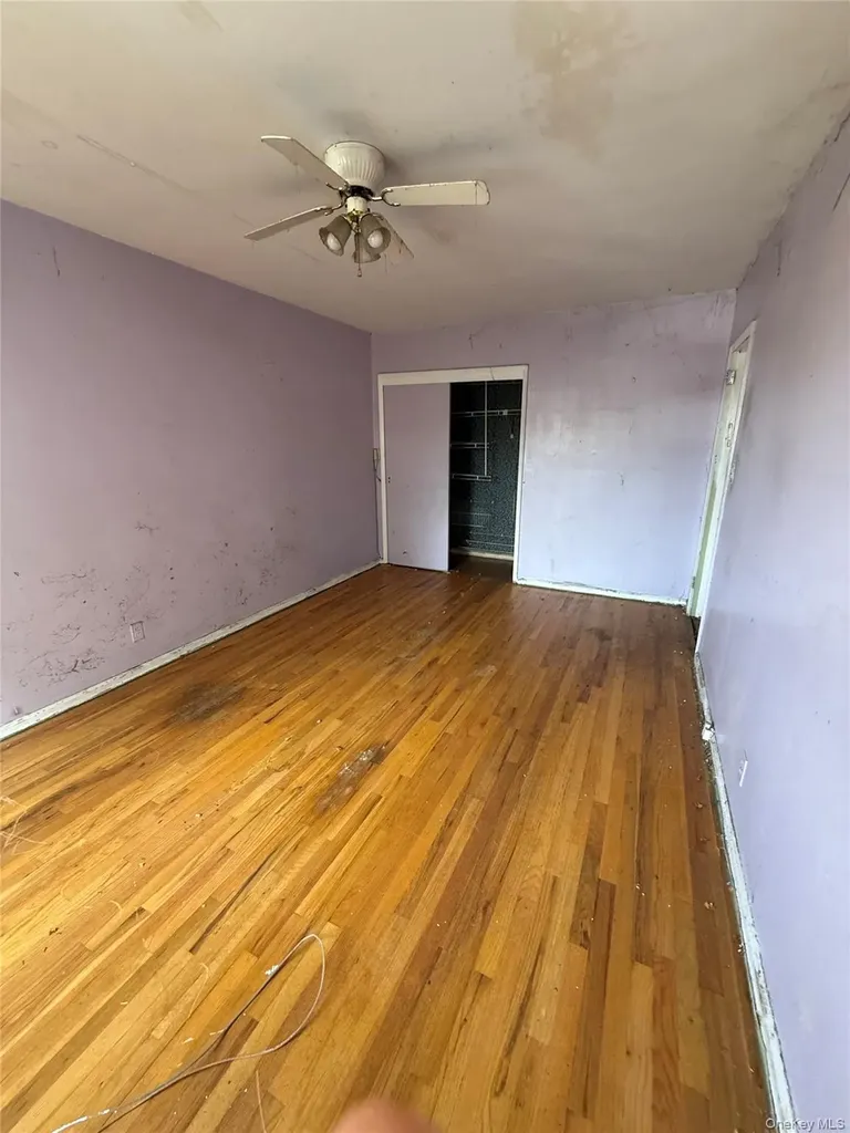 14410 Gravett Road Flushing NY 11367