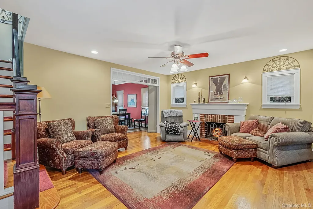 34 Drake Street Malverne NY 11565