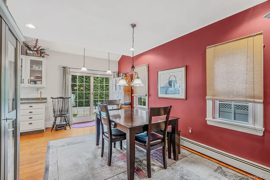 34 Drake Street Malverne NY 11565