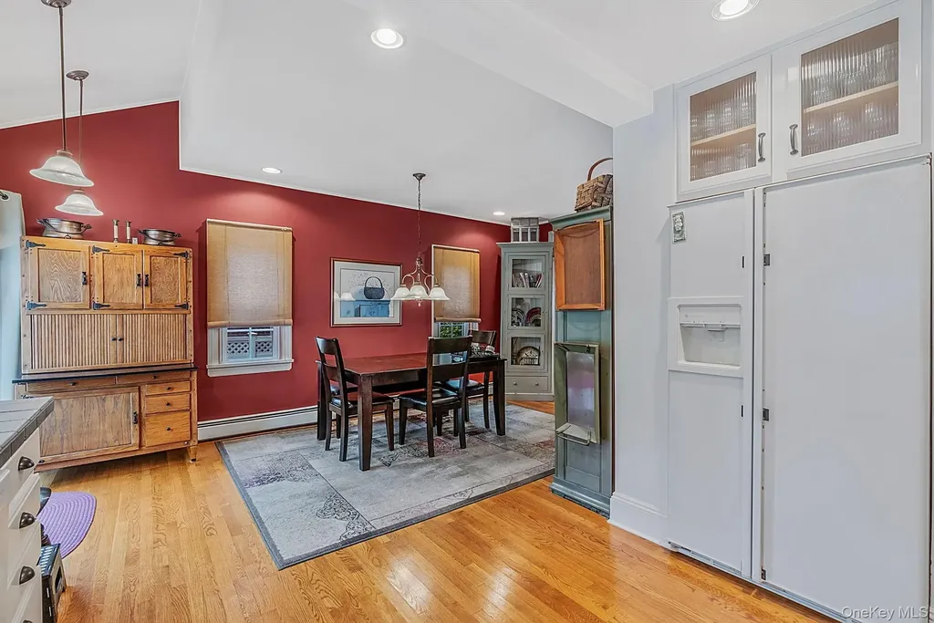 34 Drake Street Malverne NY 11565