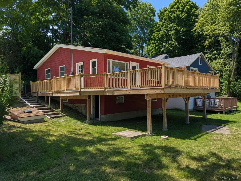 1945 New Hackensack Road Poughkeepsie NY 12603