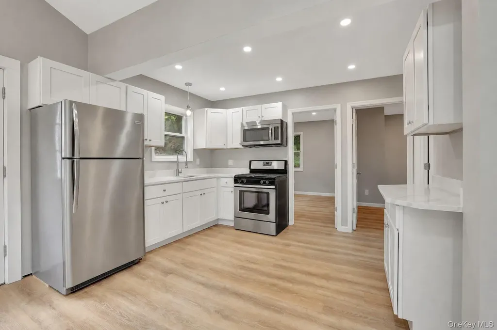 1945 New Hackensack Road Poughkeepsie NY 12603