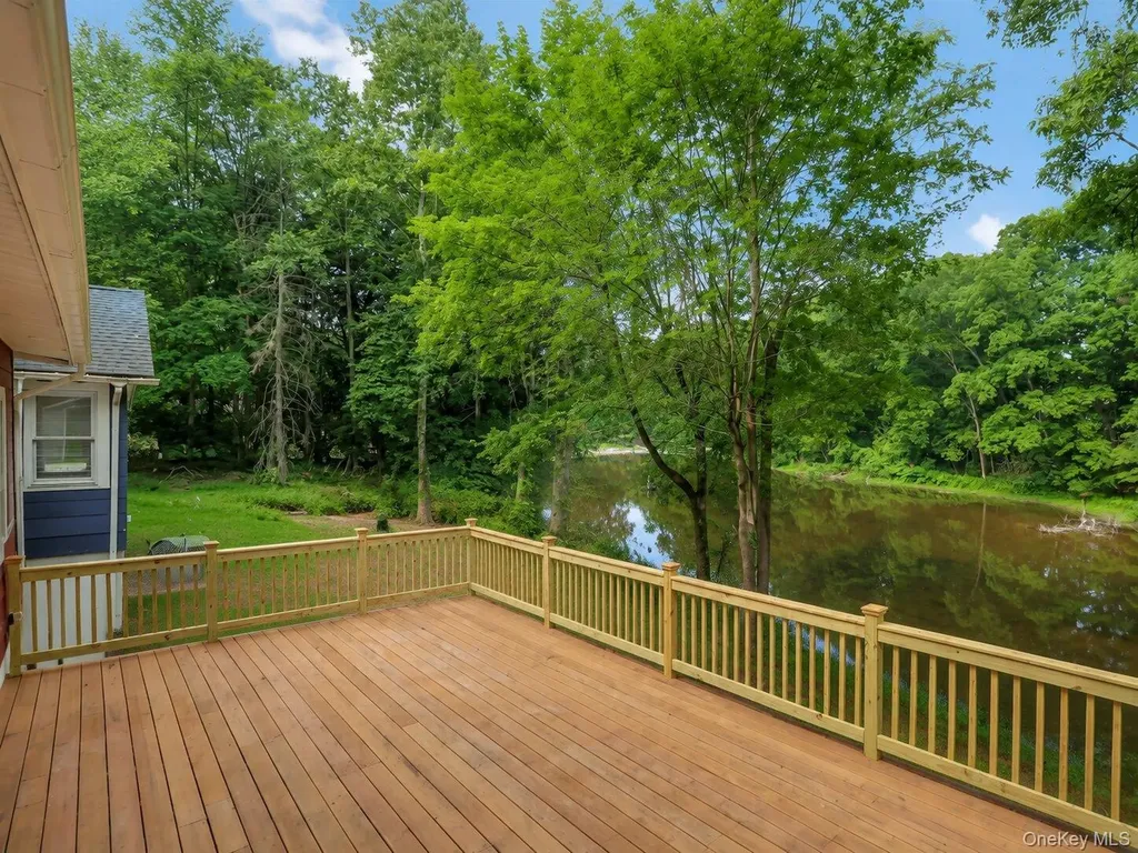 1945 New Hackensack Road Poughkeepsie NY 12603