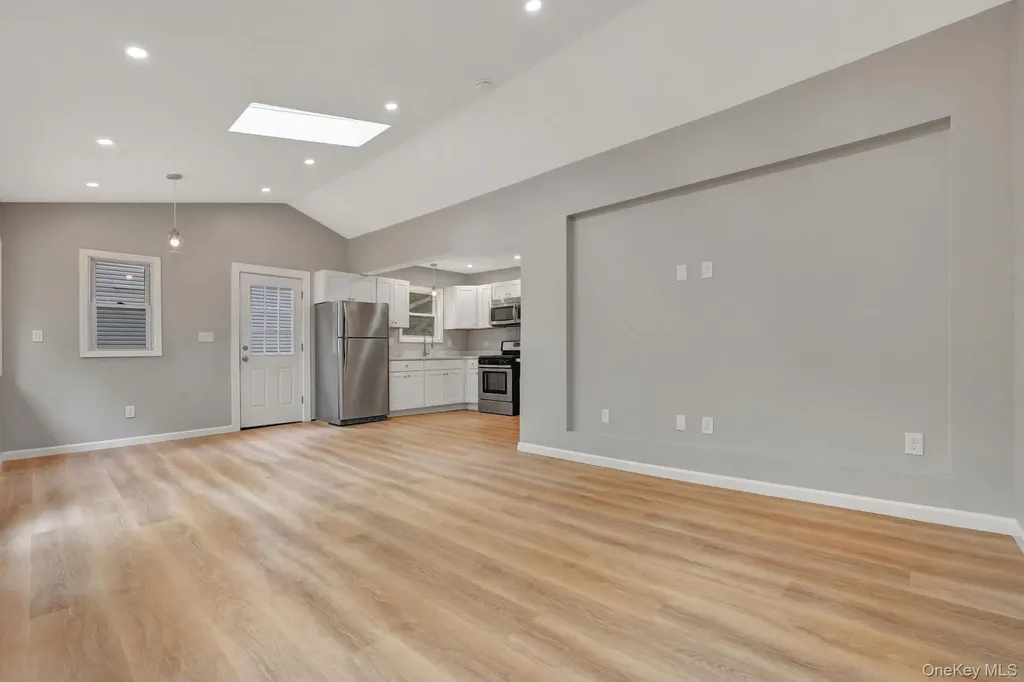 1945 New Hackensack Road Poughkeepsie NY 12603