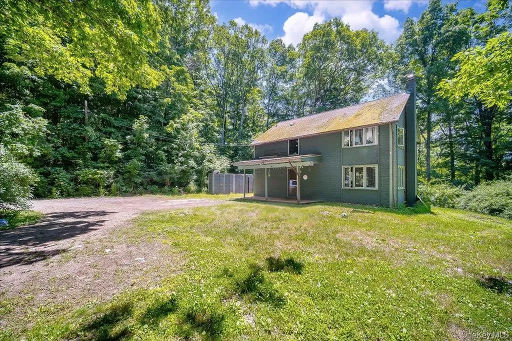 10-12 Woodlea Road Salt Point NY 12578