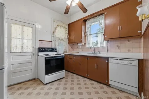 99 Northmore Drive Yorktown Heights NY 10598