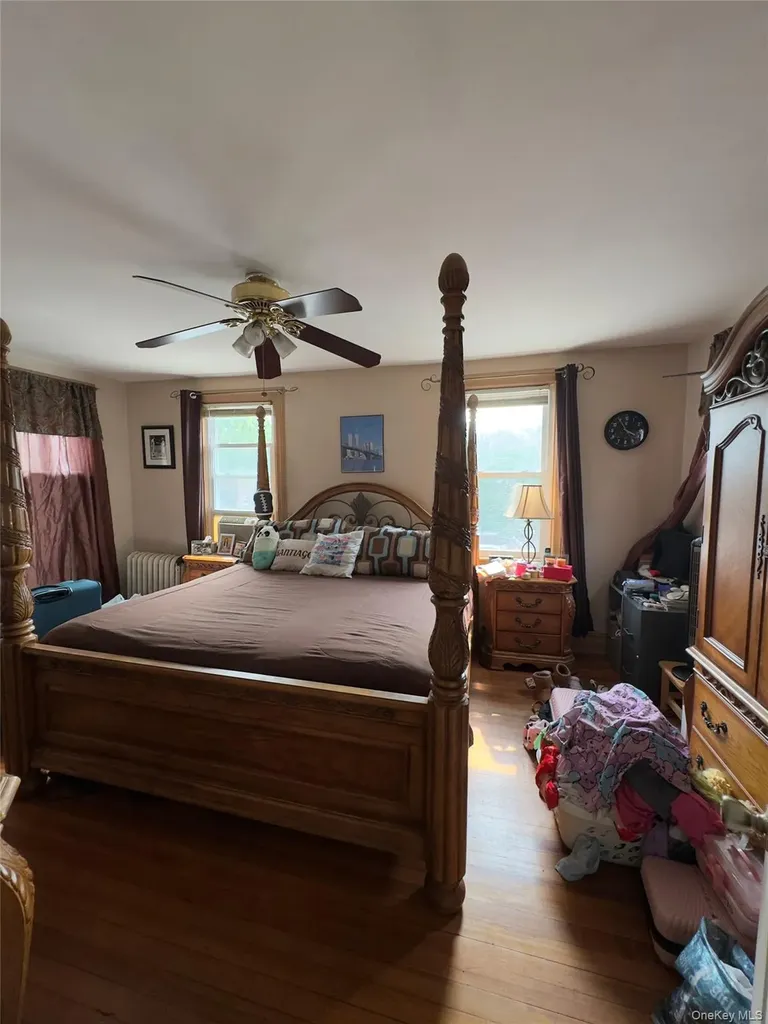 2042 Colonial Avenue Bronx NY 10461