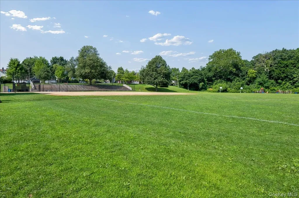 2 Consulate Drive Tuckahoe NY 10707