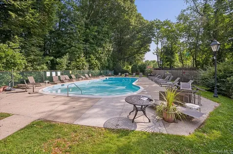 2 Consulate Drive Tuckahoe NY 10707