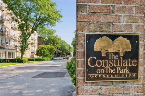 2 Consulate Drive Tuckahoe NY 10707