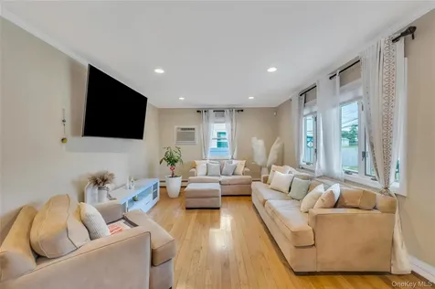 5 Sunset Avenue Farmingdale NY 11735