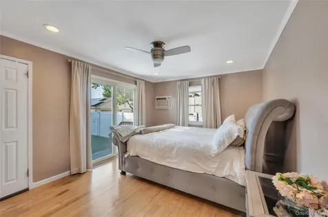 5 Sunset Avenue Farmingdale NY 11735