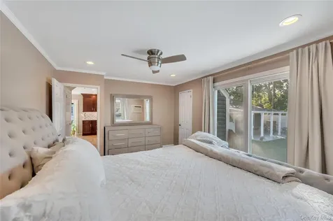 5 Sunset Avenue Farmingdale NY 11735