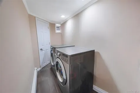 5 Sunset Avenue Farmingdale NY 11735