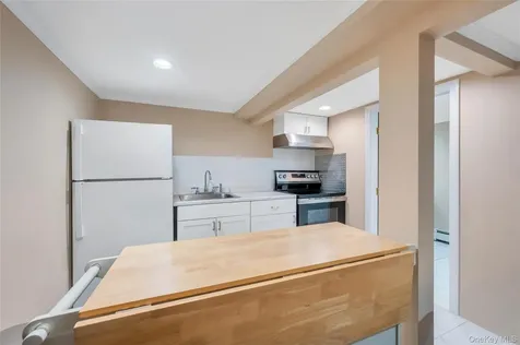 5 Sunset Avenue Farmingdale NY 11735